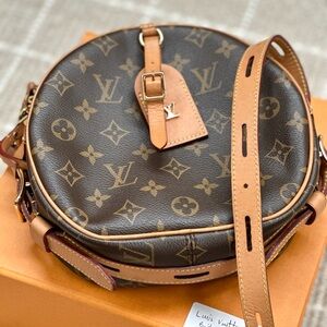 Louis Vuitton Monogram Round Crossbody Bag in Brown and Tan